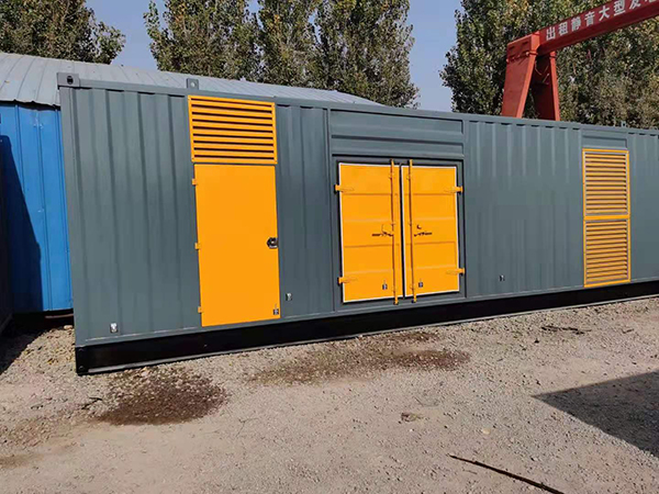 福安300kw 柴油发电机组用多大的空气开关？