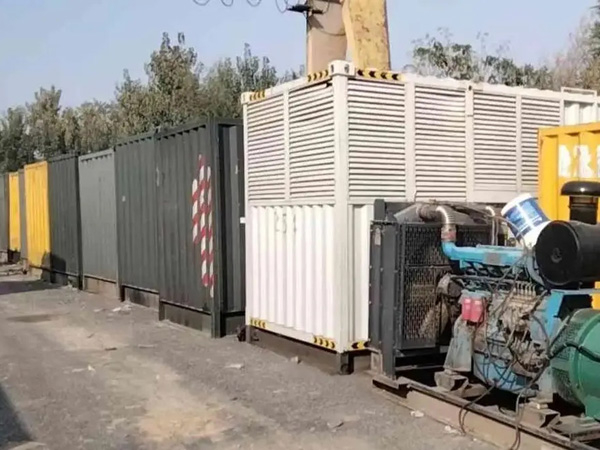 福安200KW柴油发电机机组每小时油耗是多少？